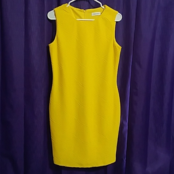 Calvin Klein Dresses & Skirts - Calvin Klein Textured Bodycon Dress